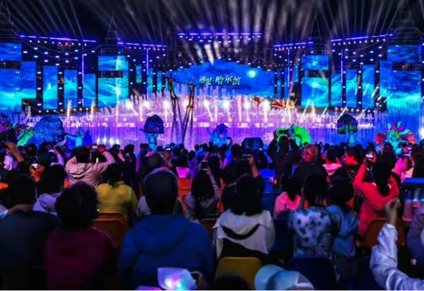 完美谢幕，感恩有你！《遇见•威廉希尔体育》江上沉浸式演艺2024年演出圆满收官！