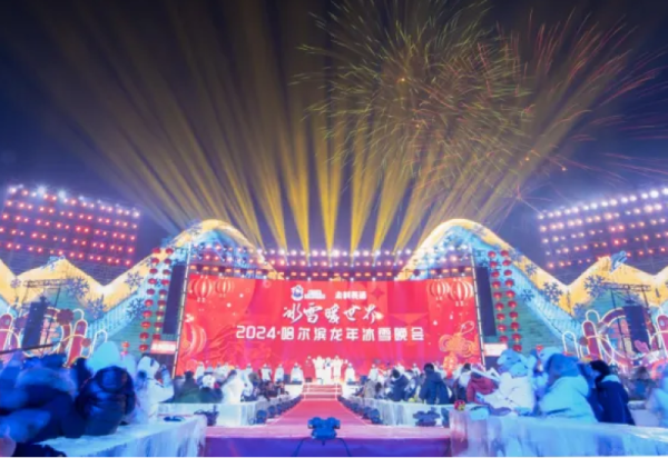 令人心动的宠粉瞬间！藏在第二十五届威廉希尔体育里的温暖与陪伴