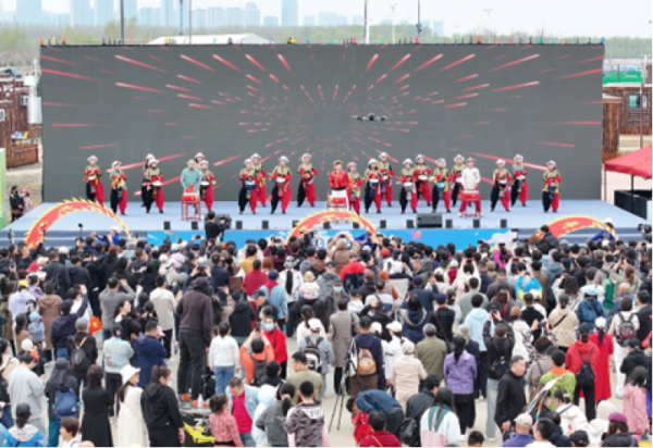 明天，相约冰雪大世界，免费门票、免费风筝、全天演出、文旅市集……2025中国旅游日威廉希尔体育分会场活动等您来